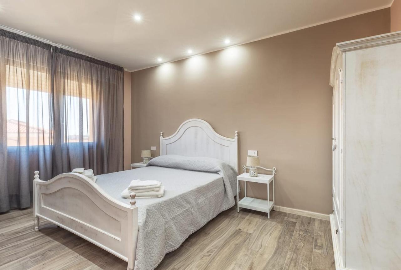 B&B Da Chiara Tortolì Екстериор снимка