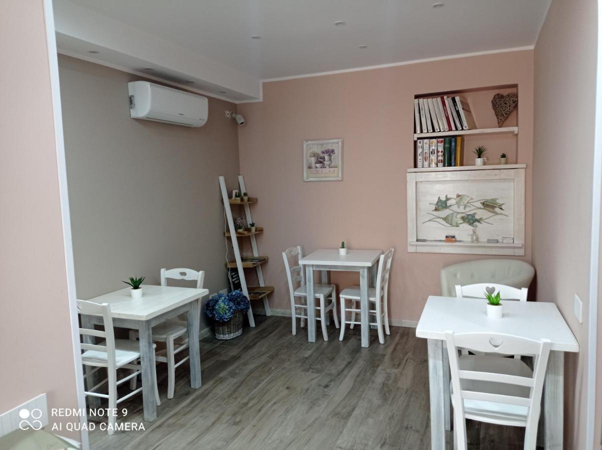 B&B Da Chiara Tortolì Екстериор снимка